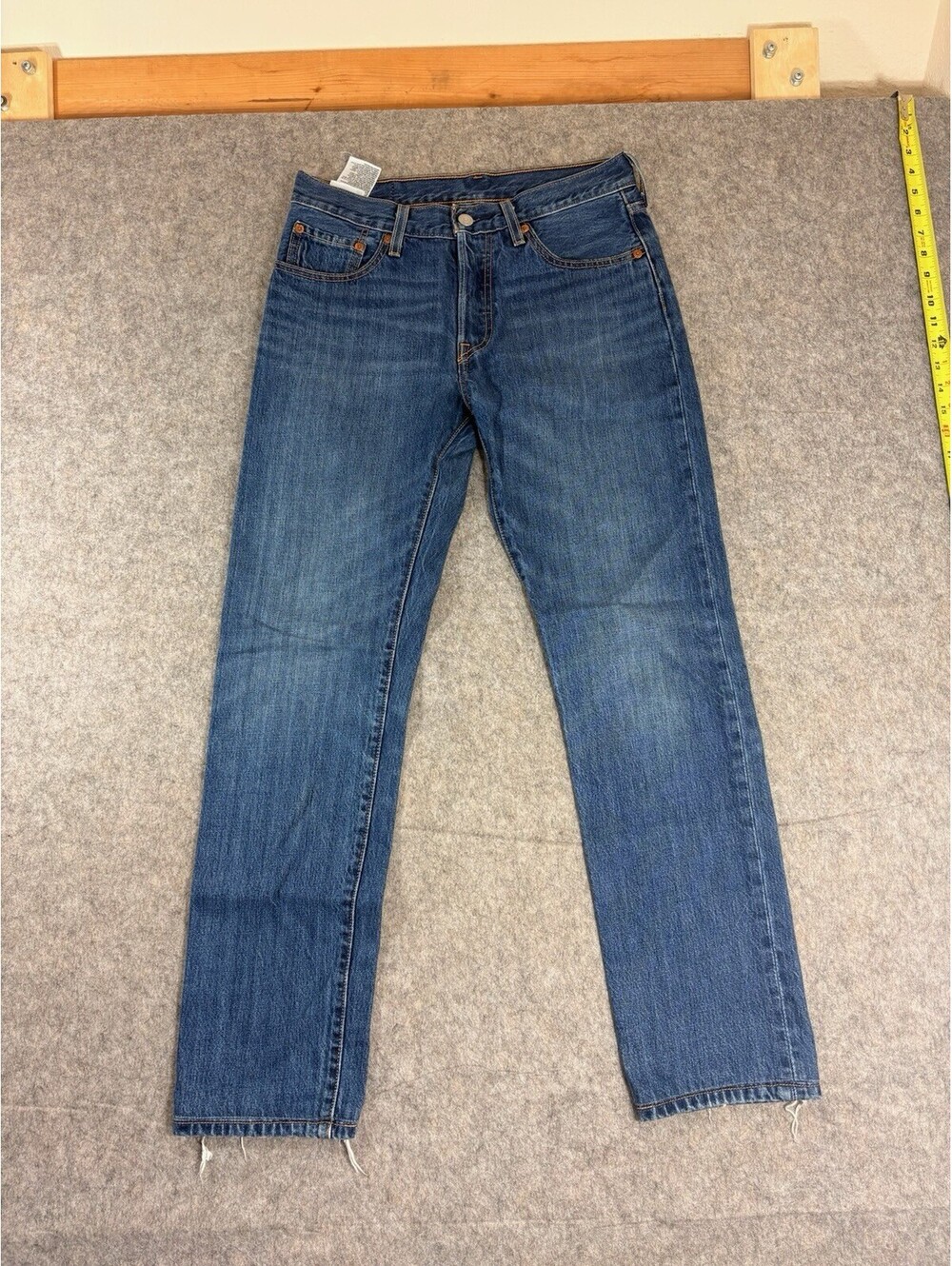 Levi's 501 Original 26x29 Medium Wash Blue Premium Straight High Rise Jeans